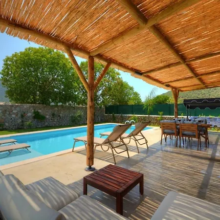 Lierre Villa